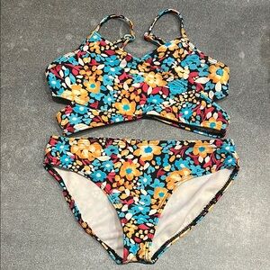 Kanu Surf Girls Floral Bikini